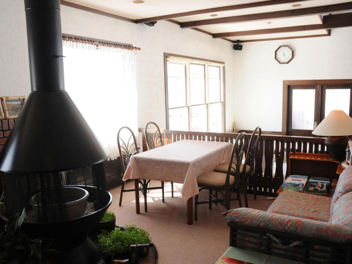 Petit Hotel Kanan Csino Kültér fotó