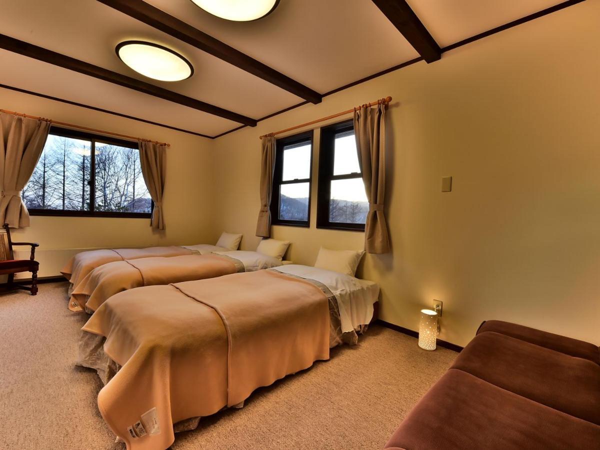 Petit Hotel Kanan Csino Kültér fotó